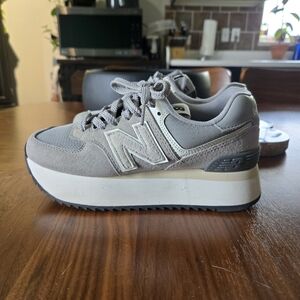 New Balance Gray Chunky Sneakers with Platform Sole